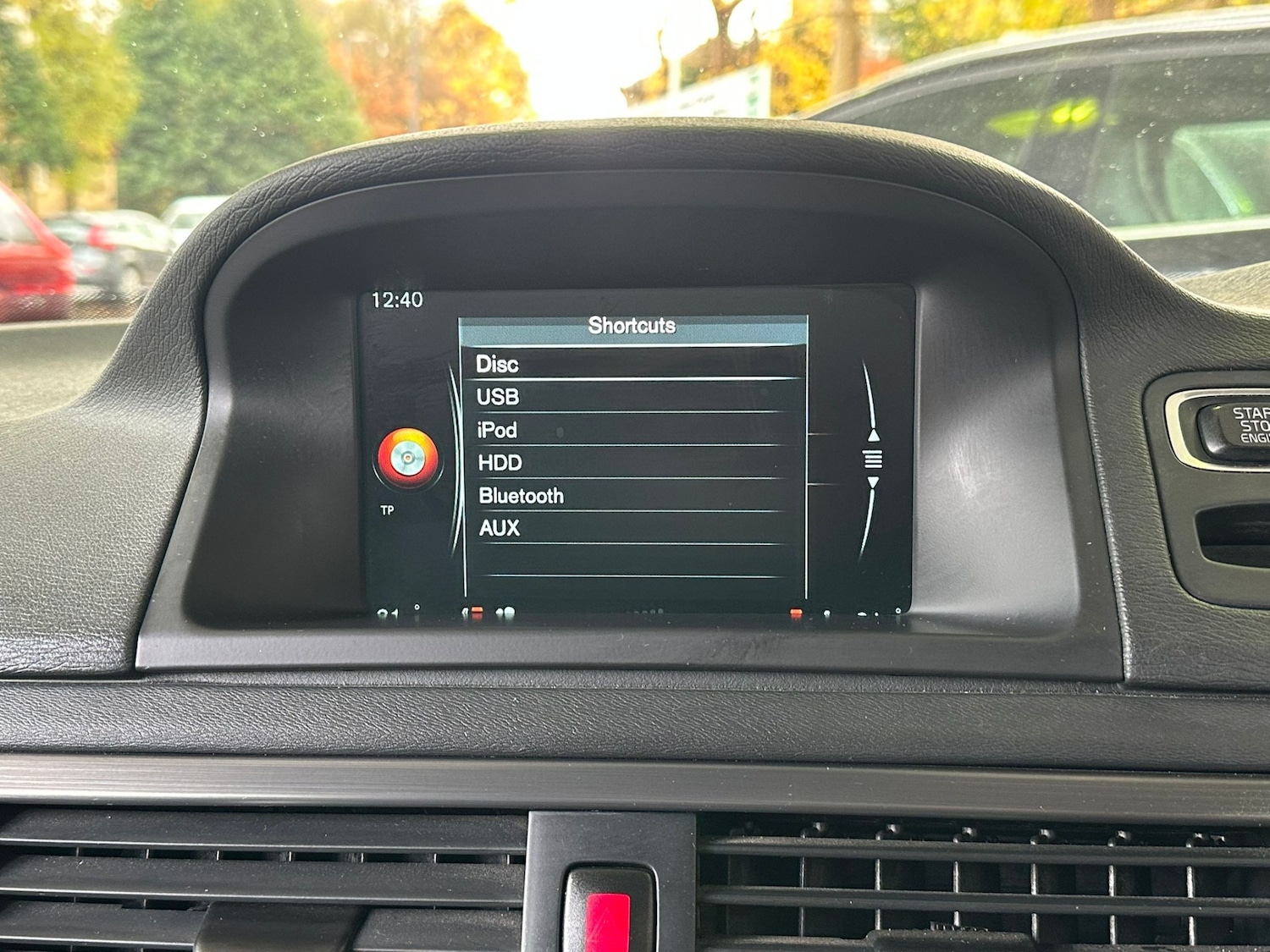 Used Volvo XC70 2016 for sale - 76480165: Photo 11