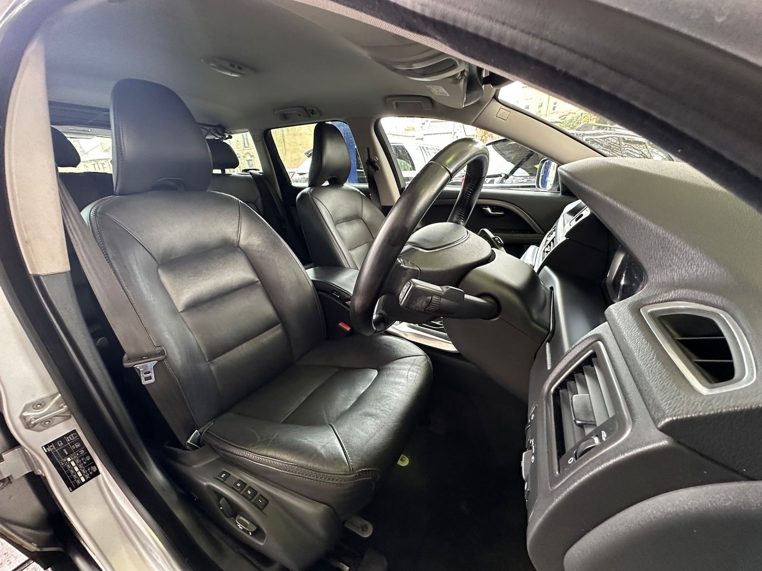 Used Volvo XC70 2016 for sale - 76480165: Photo 18