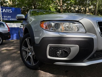 Used Volvo XC70 2012 for sale - 78293859: Photo