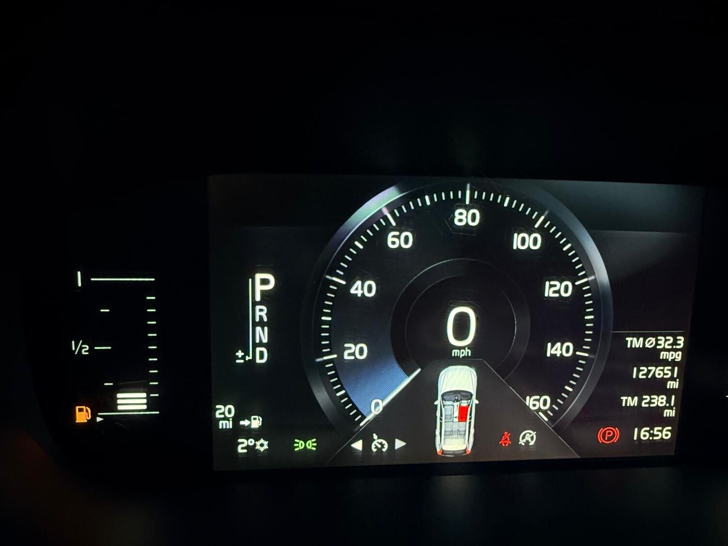 Used Volvo XC60 2017 for sale - 77552535: Photo 16