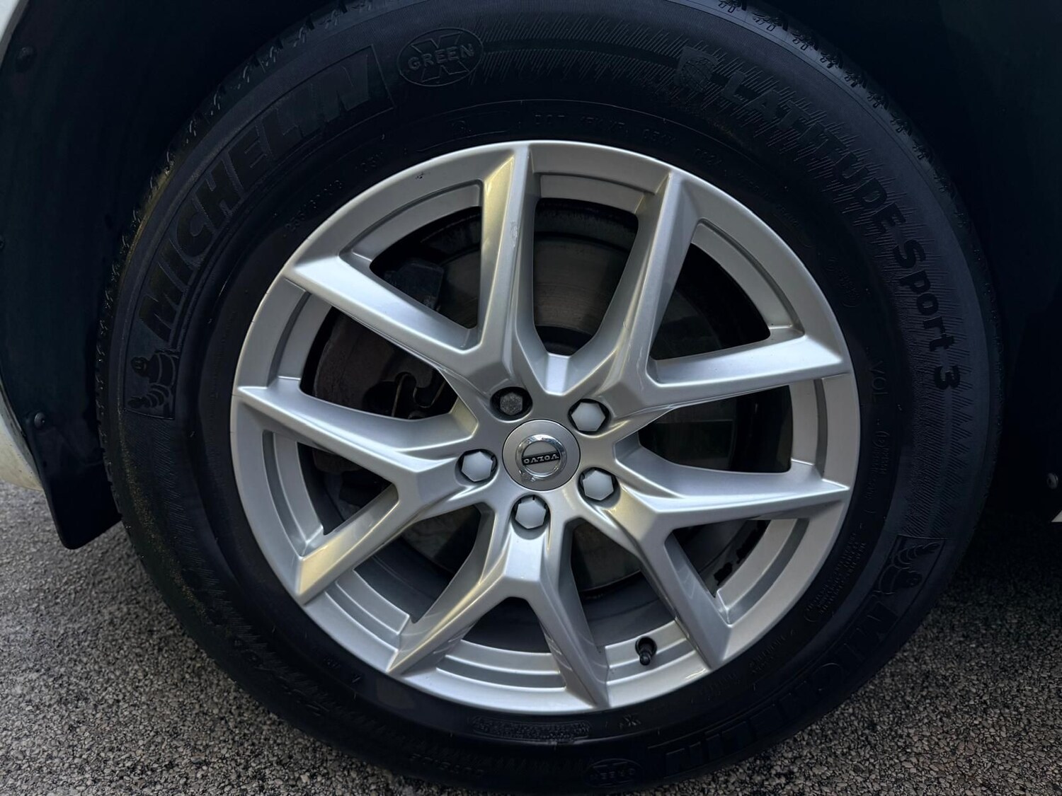 Used Volvo XC60 2017 for sale - 77552535: Photo 26