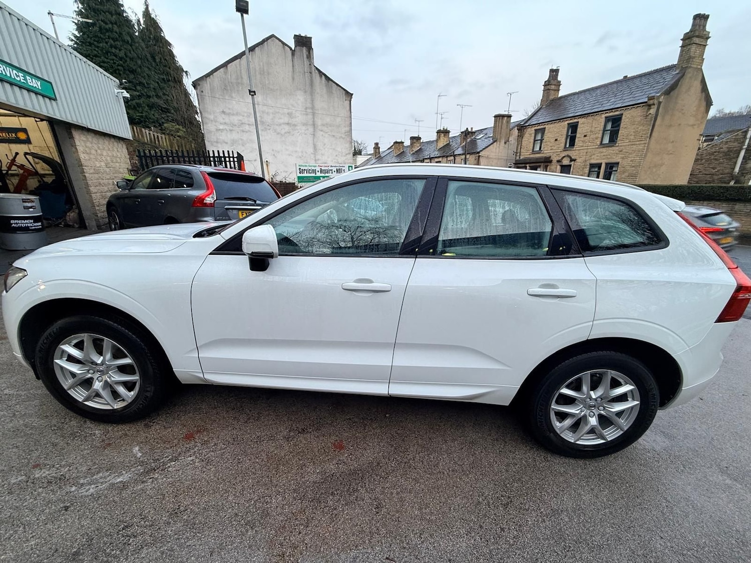 Used Volvo XC60 2017 for sale - 77552535: Photo 4