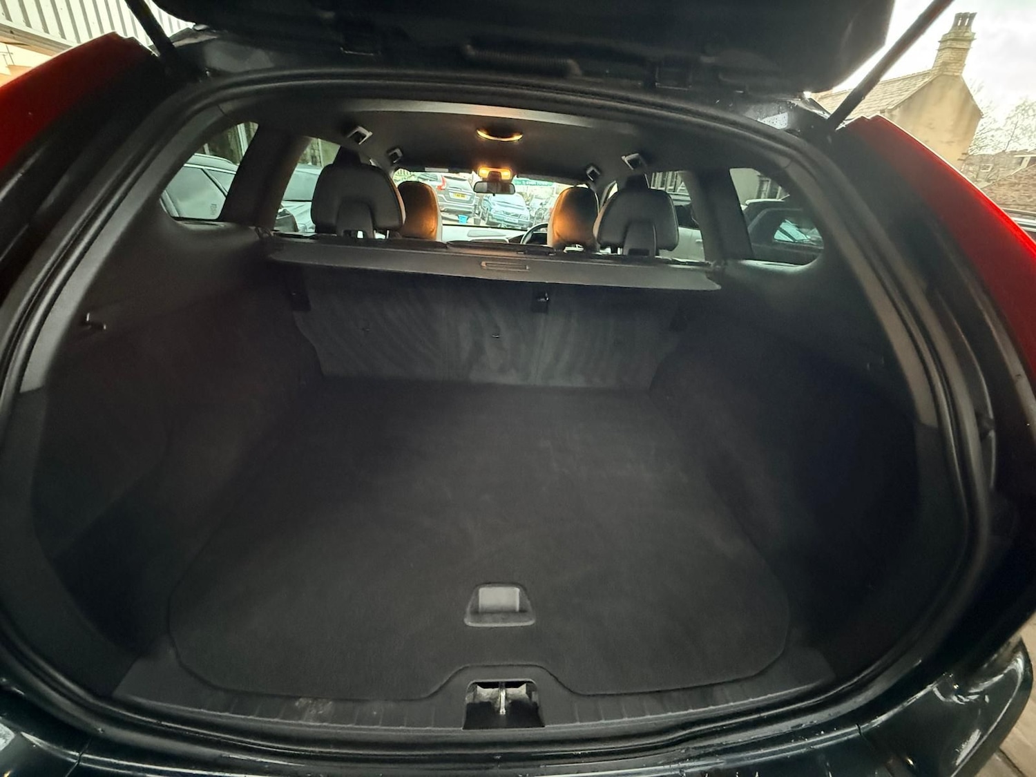 Used Volvo XC60 2017 for sale - 77512744: Photo 12