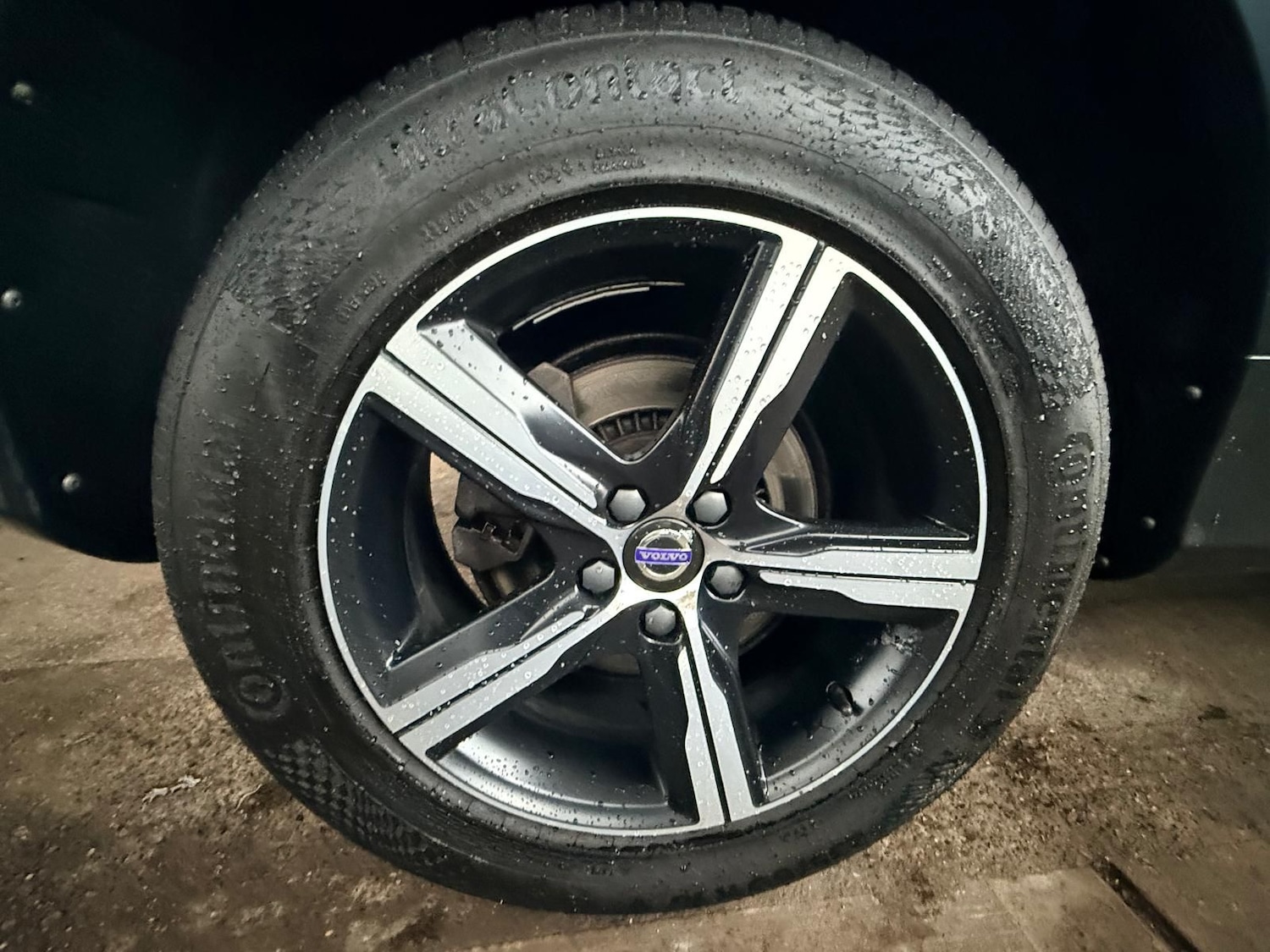 Used Volvo XC60 2017 for sale - 77512744: Photo 23