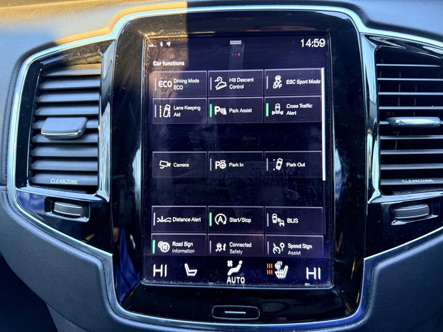 Used Volvo XC90 2015 for sale - 77179546: Photo 22