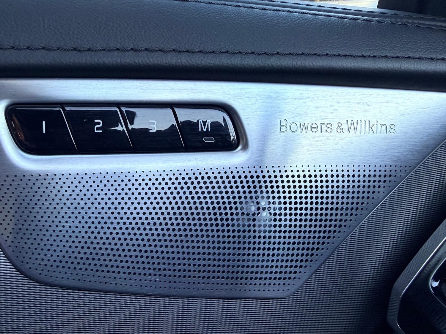 Used Volvo XC90 2015 for sale - 77179546: Photo 23