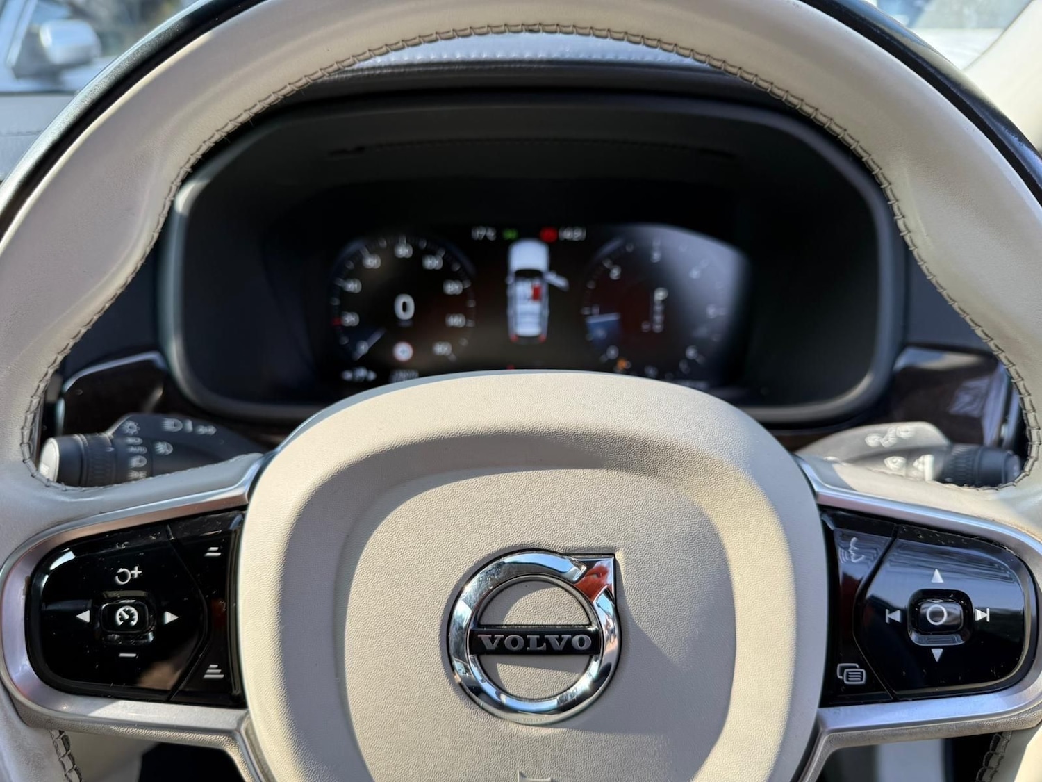 Used Volvo V90 2020 for sale - 78022651: Photo 10