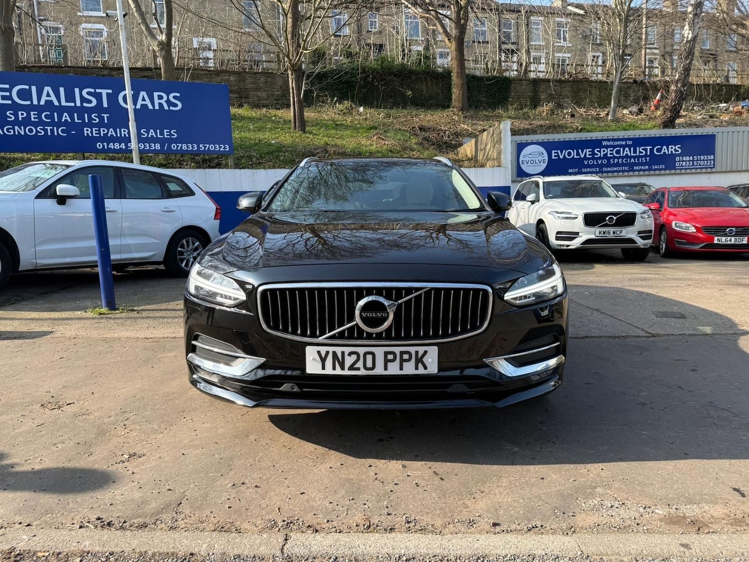 Used Volvo V90 2020 for sale - 78022651: Photo 2