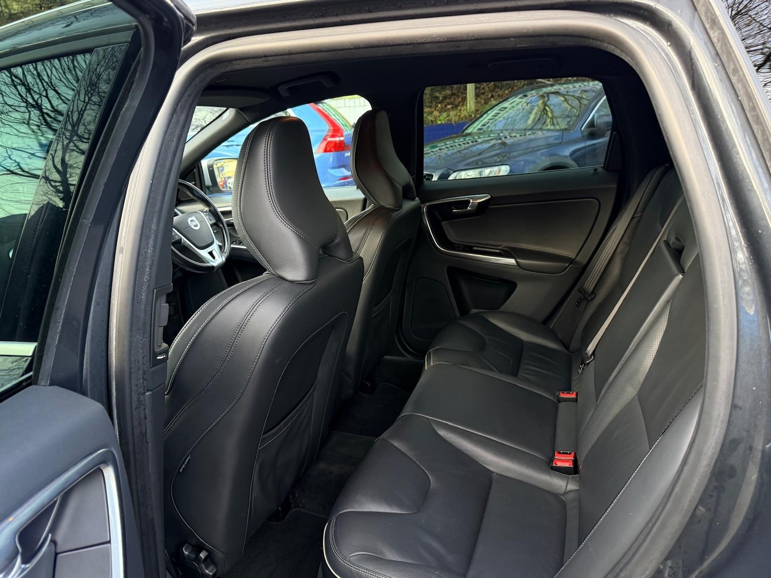 Used Volvo XC60 2015 for sale - 76877482: Photo 17