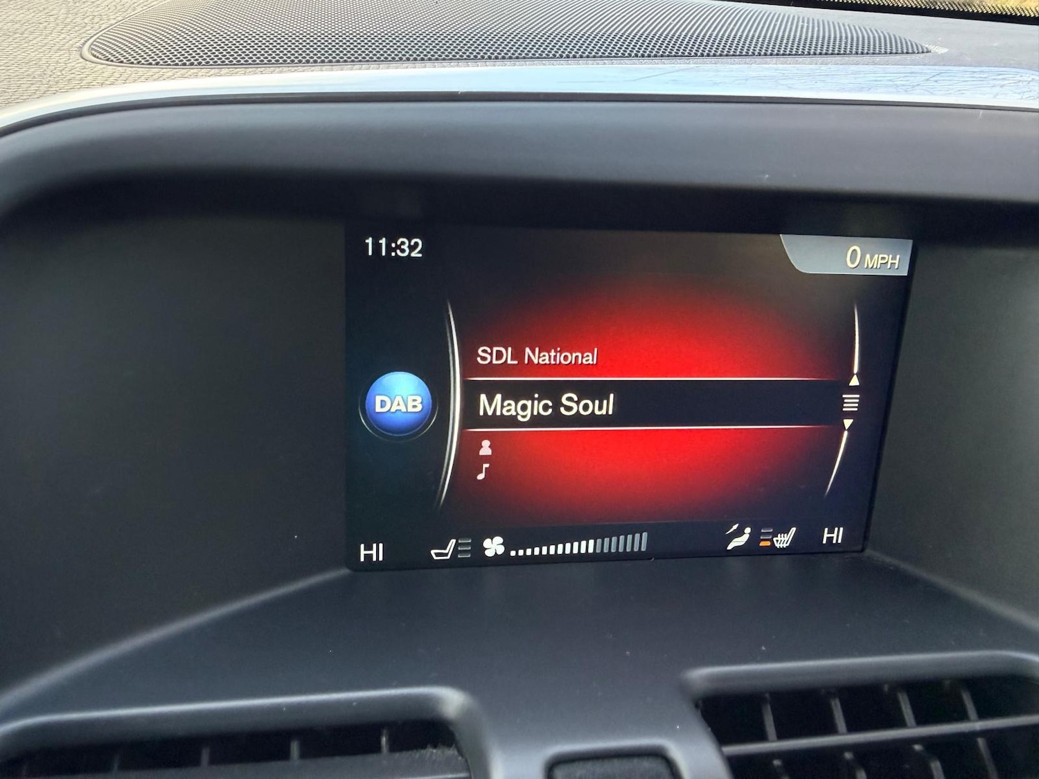 Used Volvo XC60 2015 for sale - 76877482: Photo 25