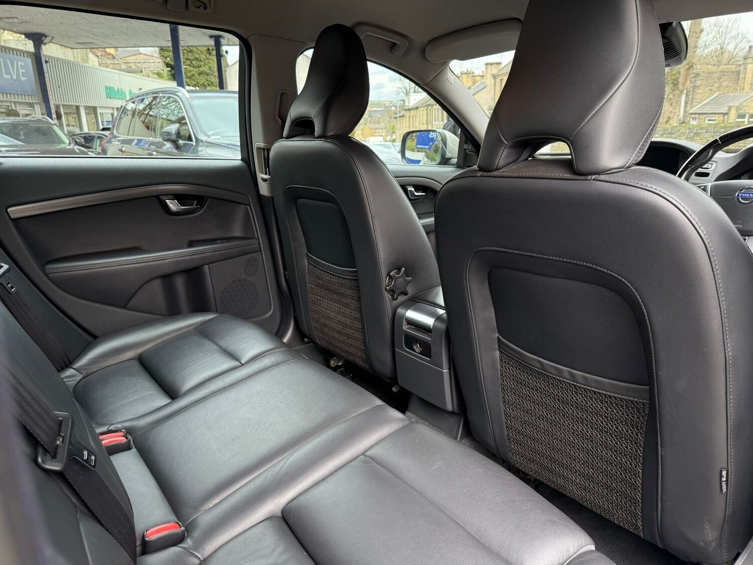 Used Volvo XC70 2014 for sale - 77911360: Photo 18