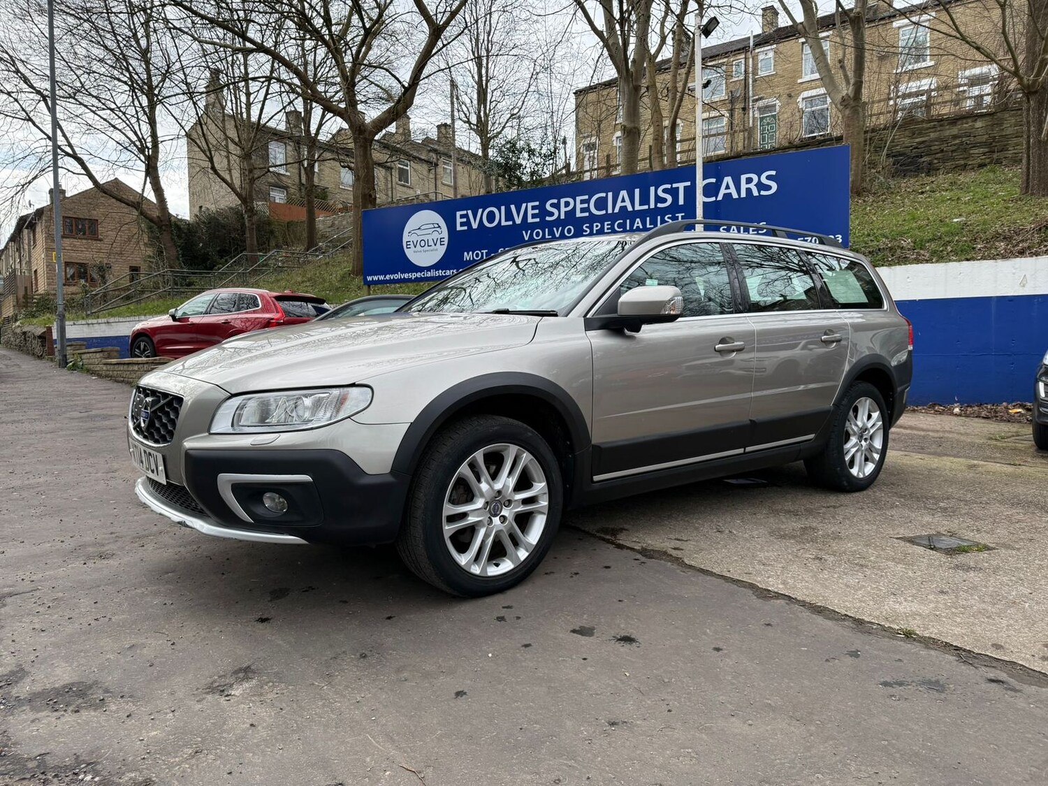 Used Volvo XC70 2014 for sale - 77911360: Photo 8