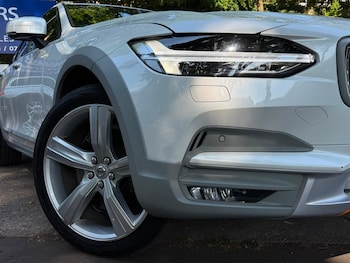 Used Volvo V90 2018 for sale - 79515364: Photo