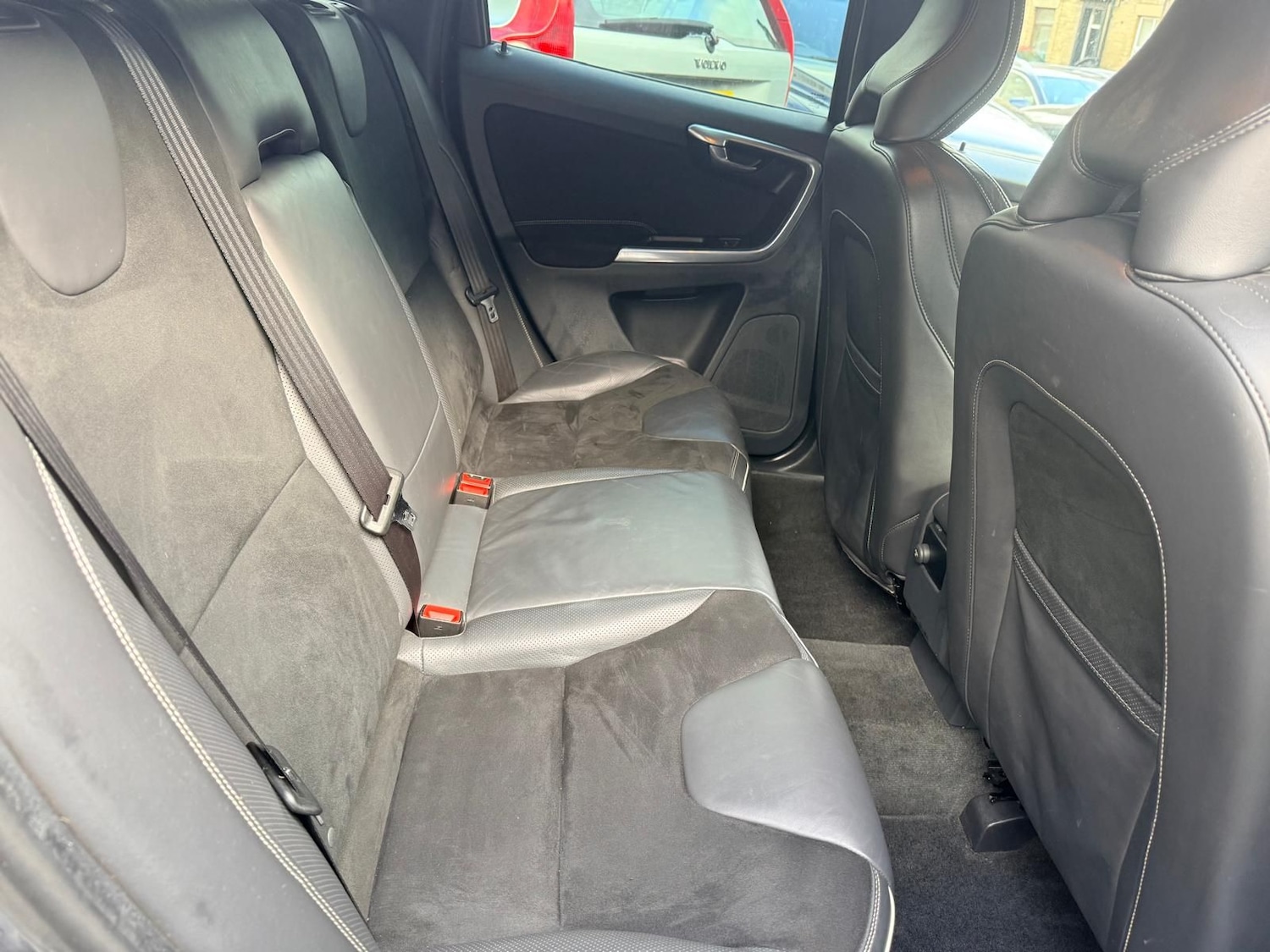 Used Volvo XC60 2015 for sale - 77710959: Photo 7