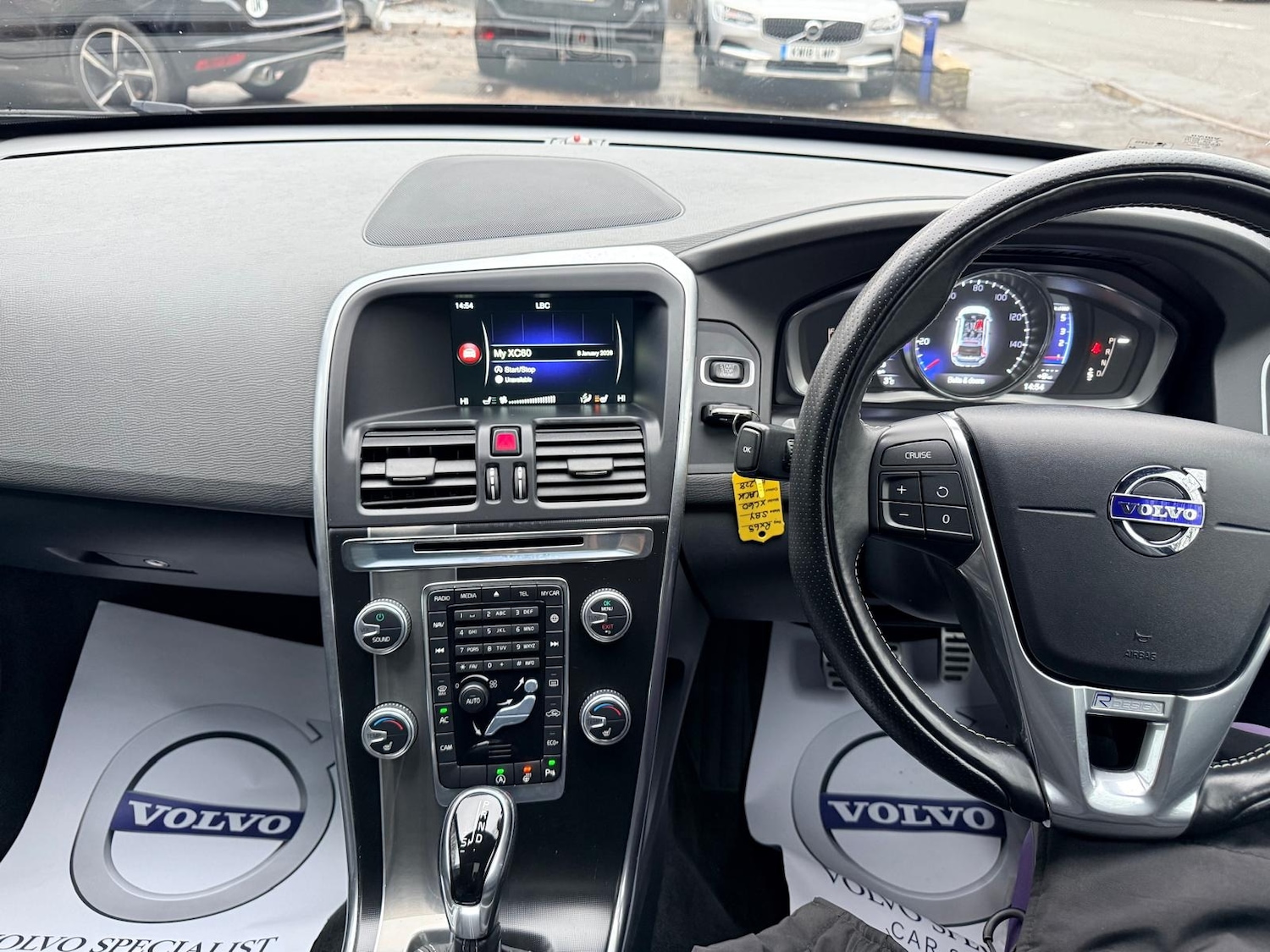 Used Volvo XC60 2015 for sale - 77151689: Photo 20