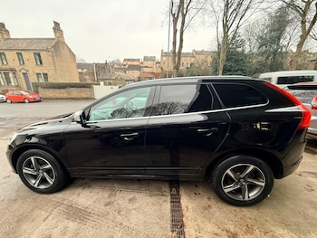 Used Volvo XC60 2015 for sale - 77151689: Photo