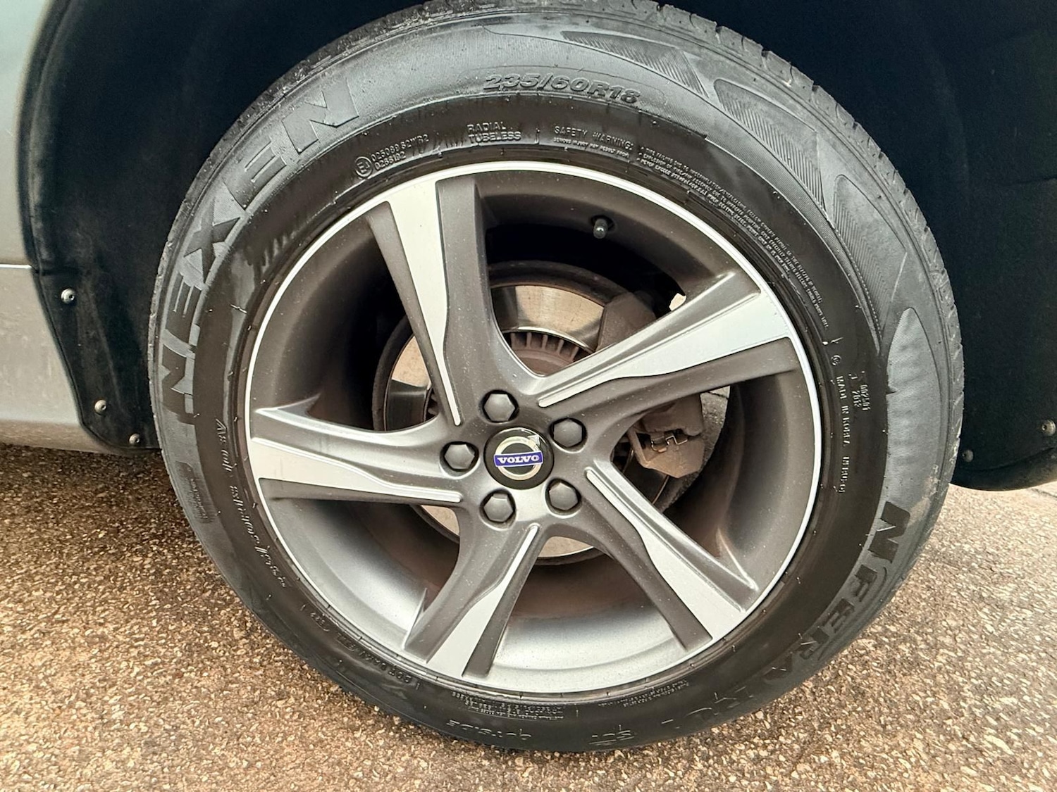 Used Volvo XC60 2016 for sale - 77218907: Photo 30