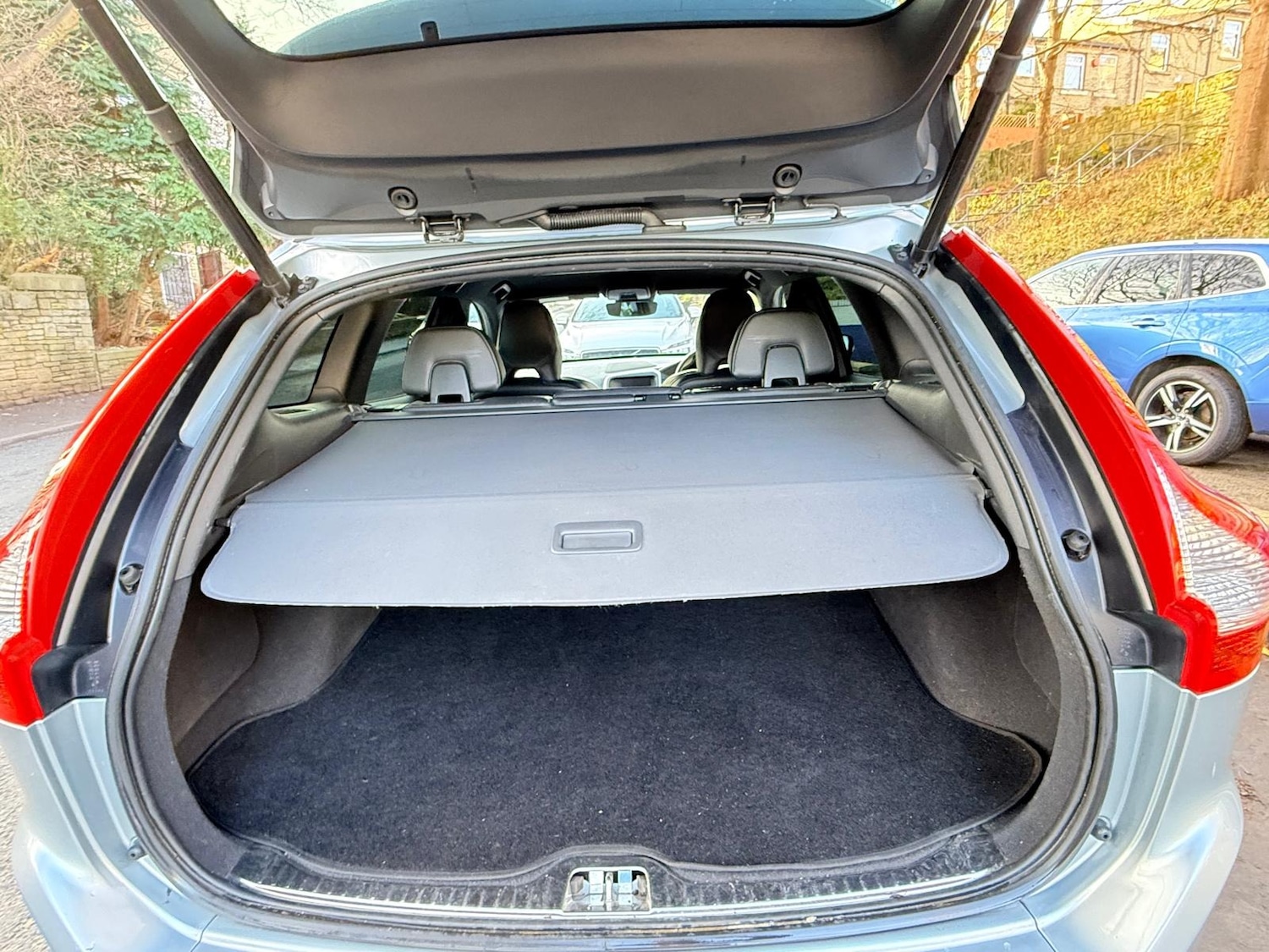 Used Volvo XC60 2015 for sale - 76882837: Photo 10