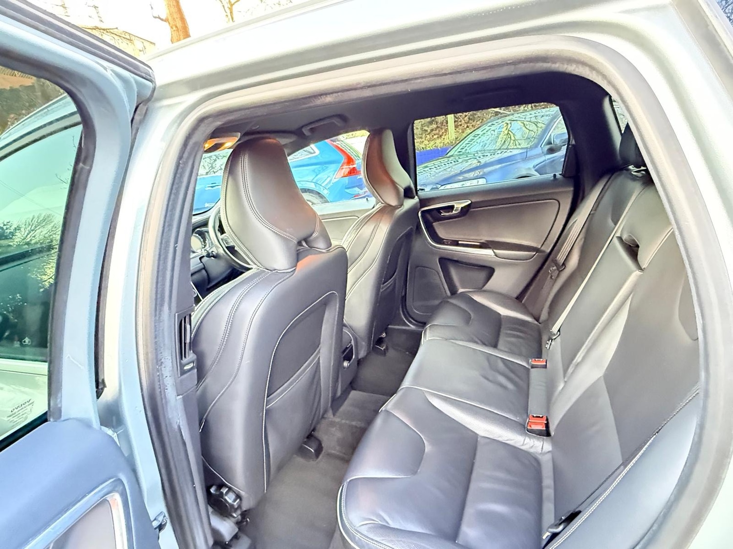 Used Volvo XC60 2015 for sale - 76882837: Photo 13