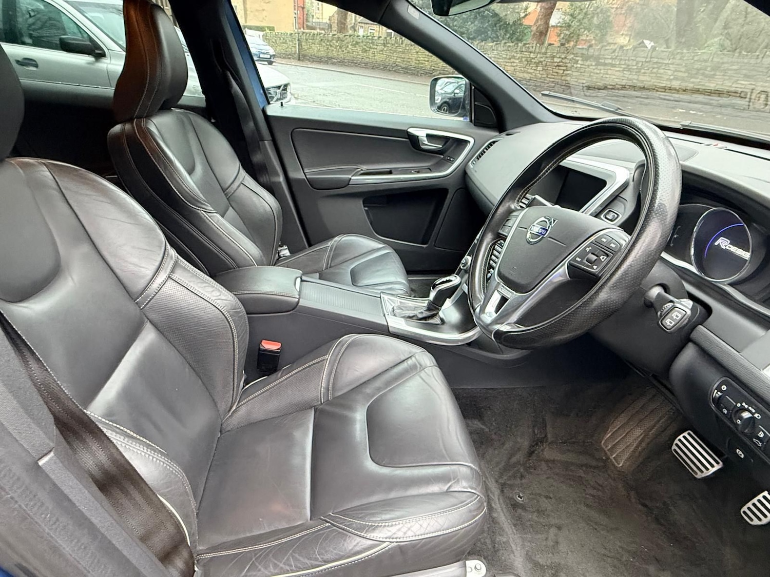 Used Volvo XC60 2017 for sale - 77480309: Photo 10