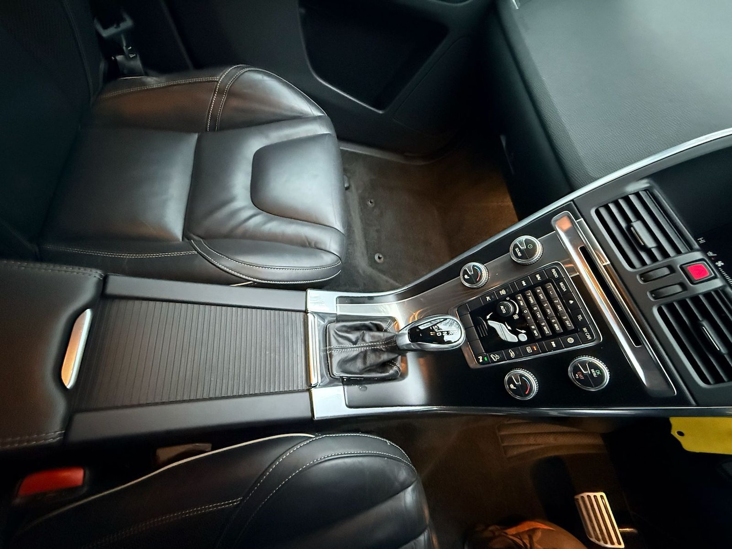 Used Volvo XC60 2014 for sale - 77333289: Photo 18