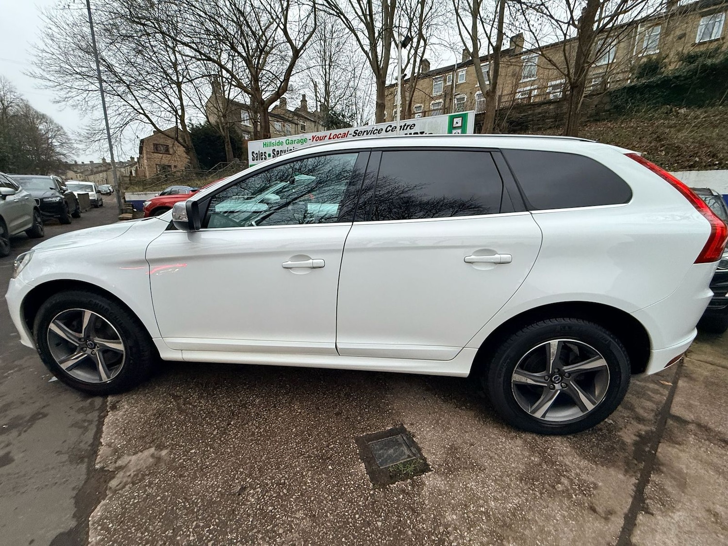 Used Volvo XC60 2014 for sale - 77333289: Photo 4
