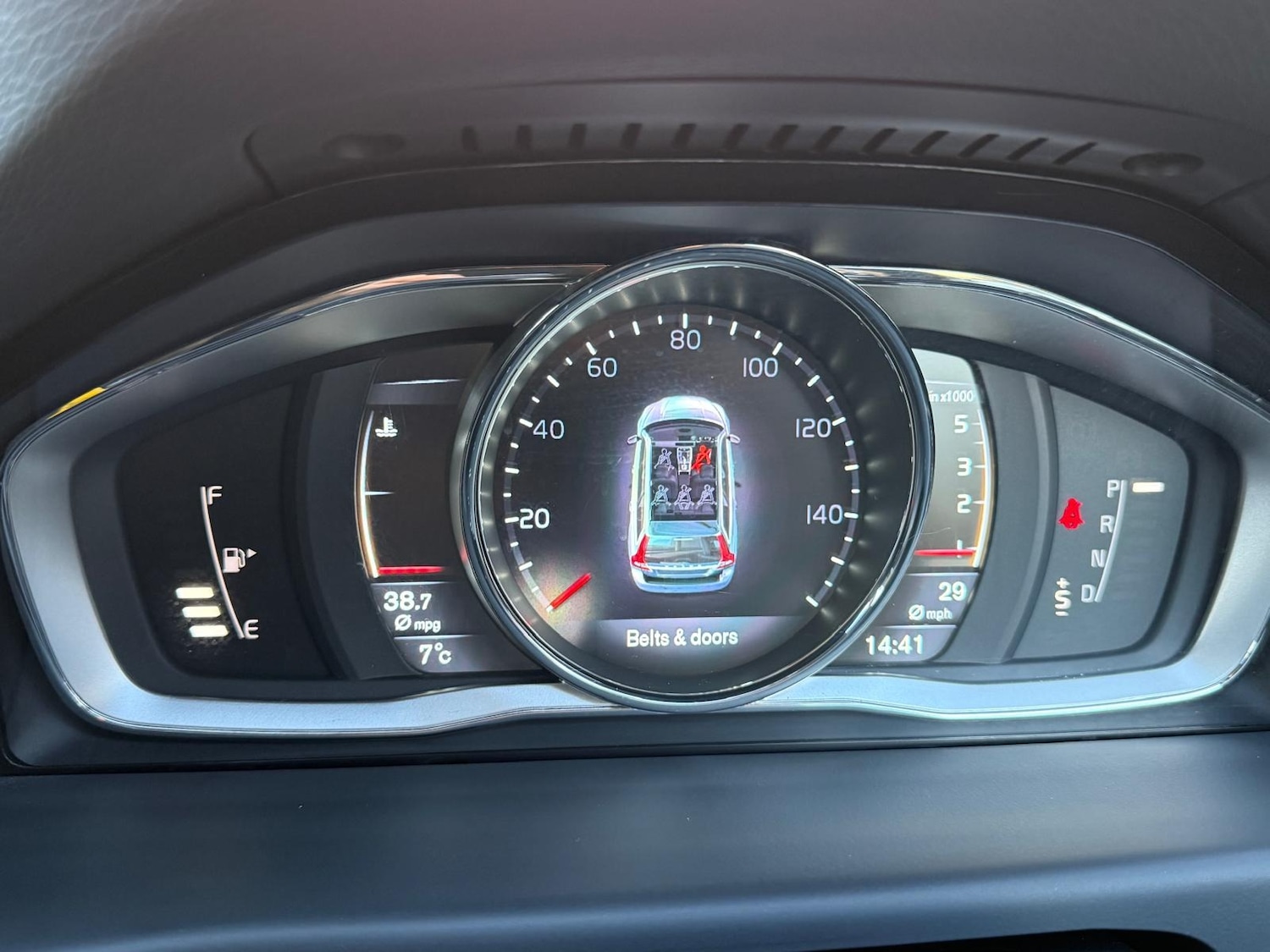 Used Volvo XC70 2015 for sale - 76705652: Photo 13