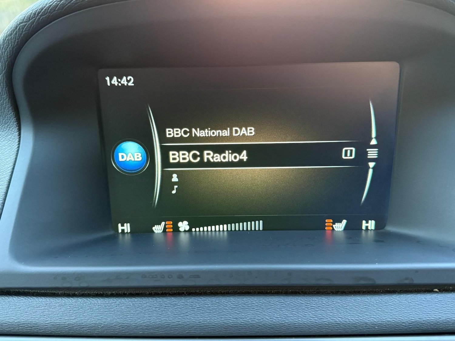 Used Volvo XC70 2015 for sale - 76705652: Photo 20