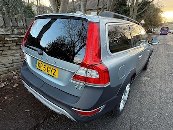Used Volvo XC70 2015 for sale - 76705652: Photo