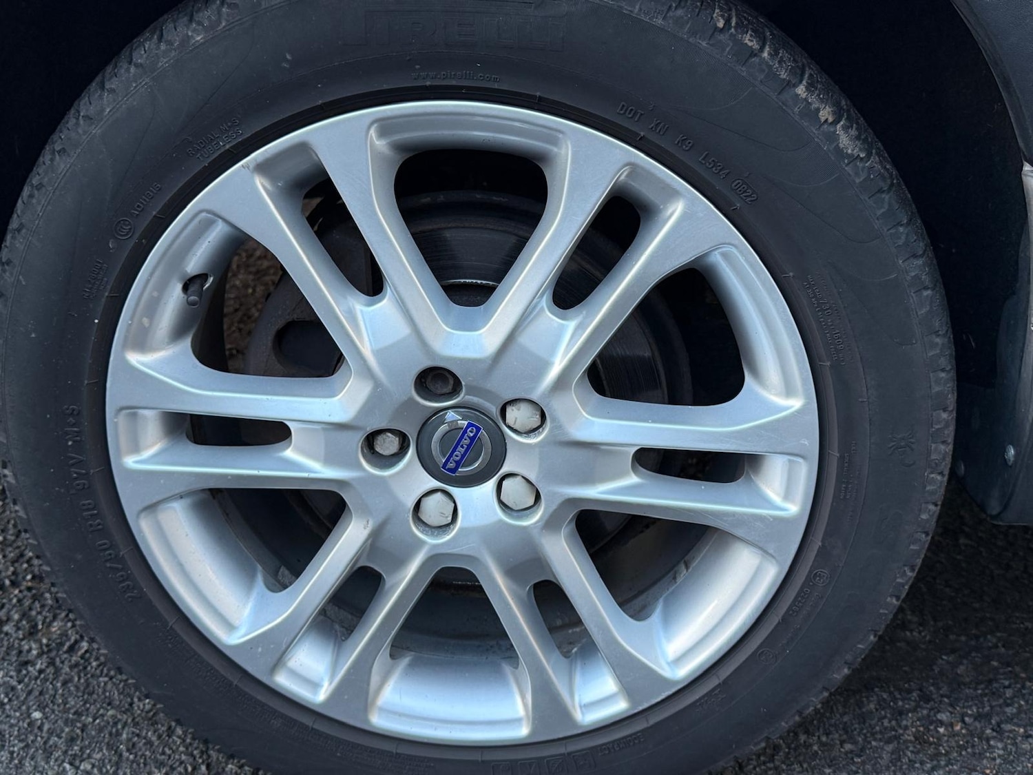 Used Volvo XC70 2015 for sale - 76705652: Photo 32