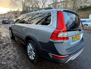 Used Volvo XC70 2015 for sale - 76705652: Photo