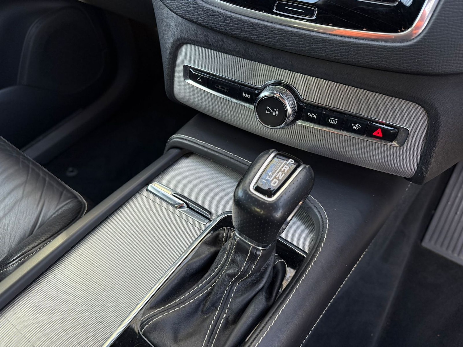 Used Volvo XC90 2016 for sale - 78175854: Photo 29