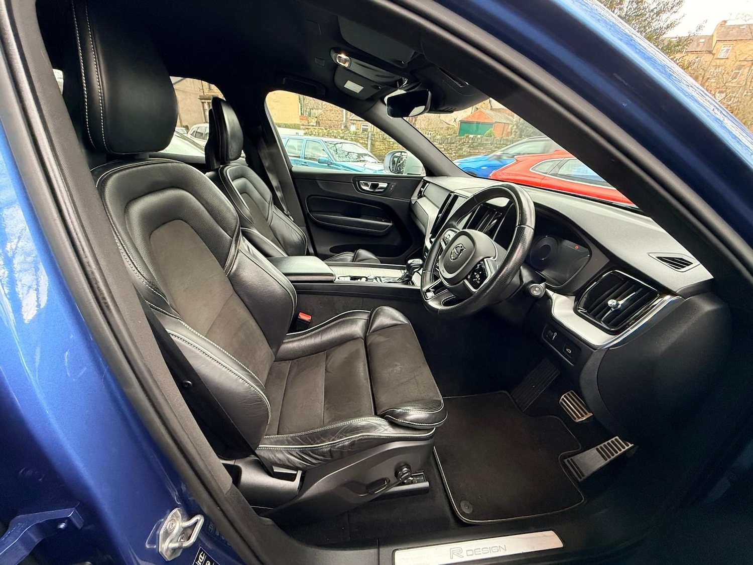 Used Volvo XC60 2018 for sale - 77269452: Photo 13