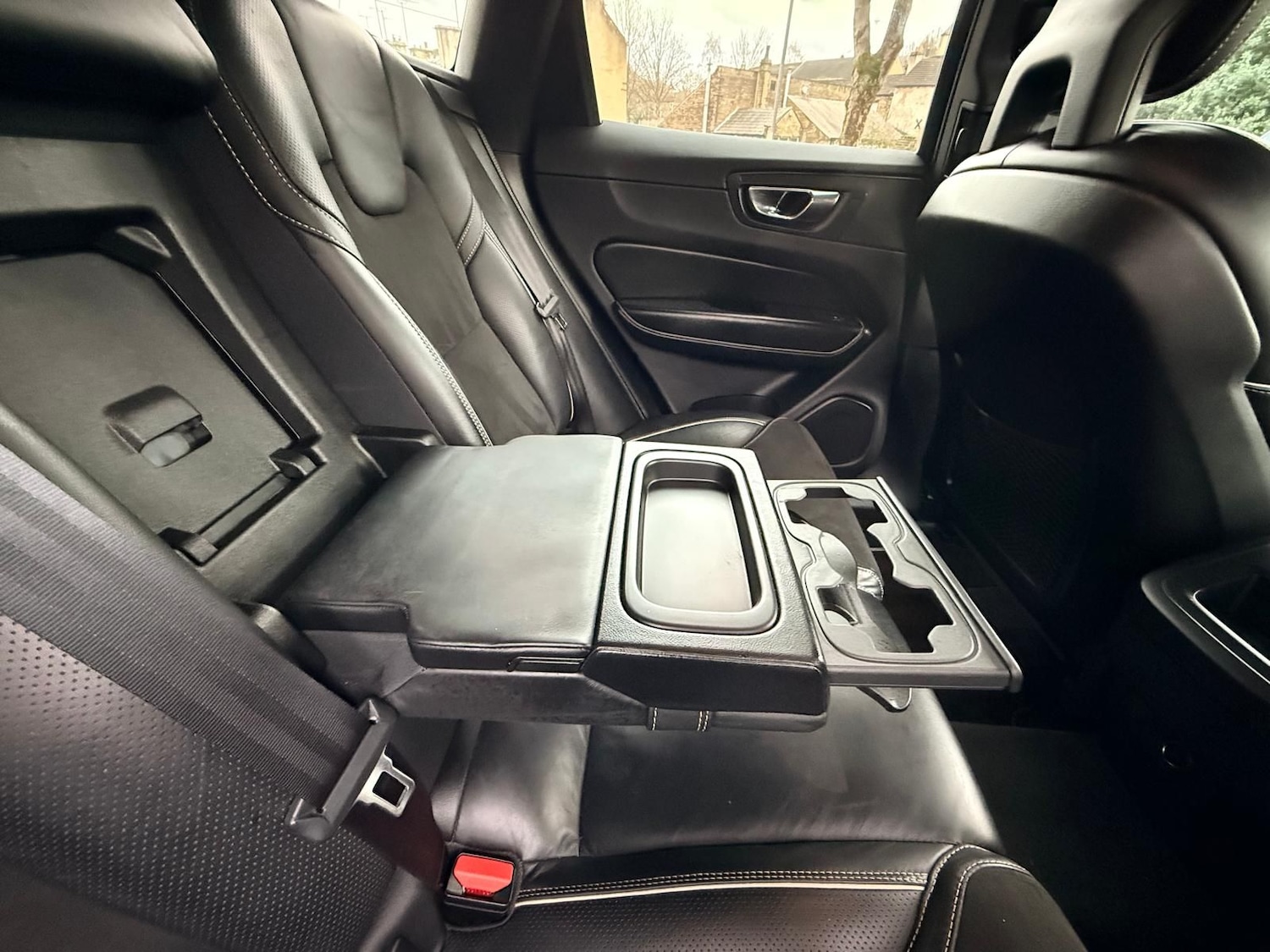 Used Volvo XC60 2018 for sale - 77269452: Photo 16