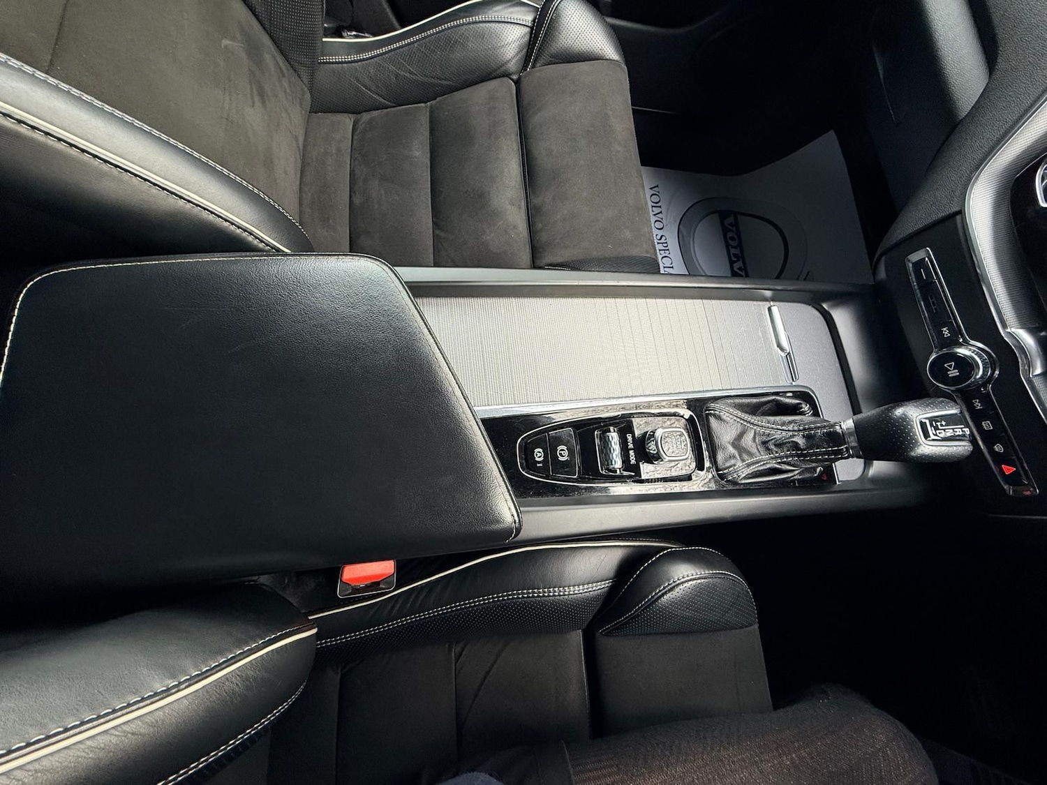 Used Volvo XC60 2018 for sale - 77269452: Photo 22