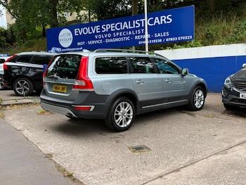 Used Volvo XC70 2015 for sale - 79485782: Photo