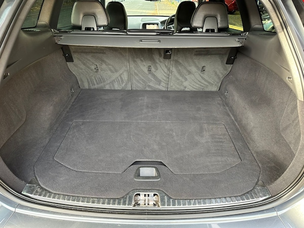 Used Volvo XC60 2017 for sale - 76253755: Photo 11