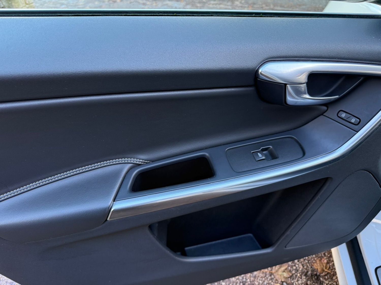 Used Volvo XC60 2015 for sale - 76568418: Photo 13