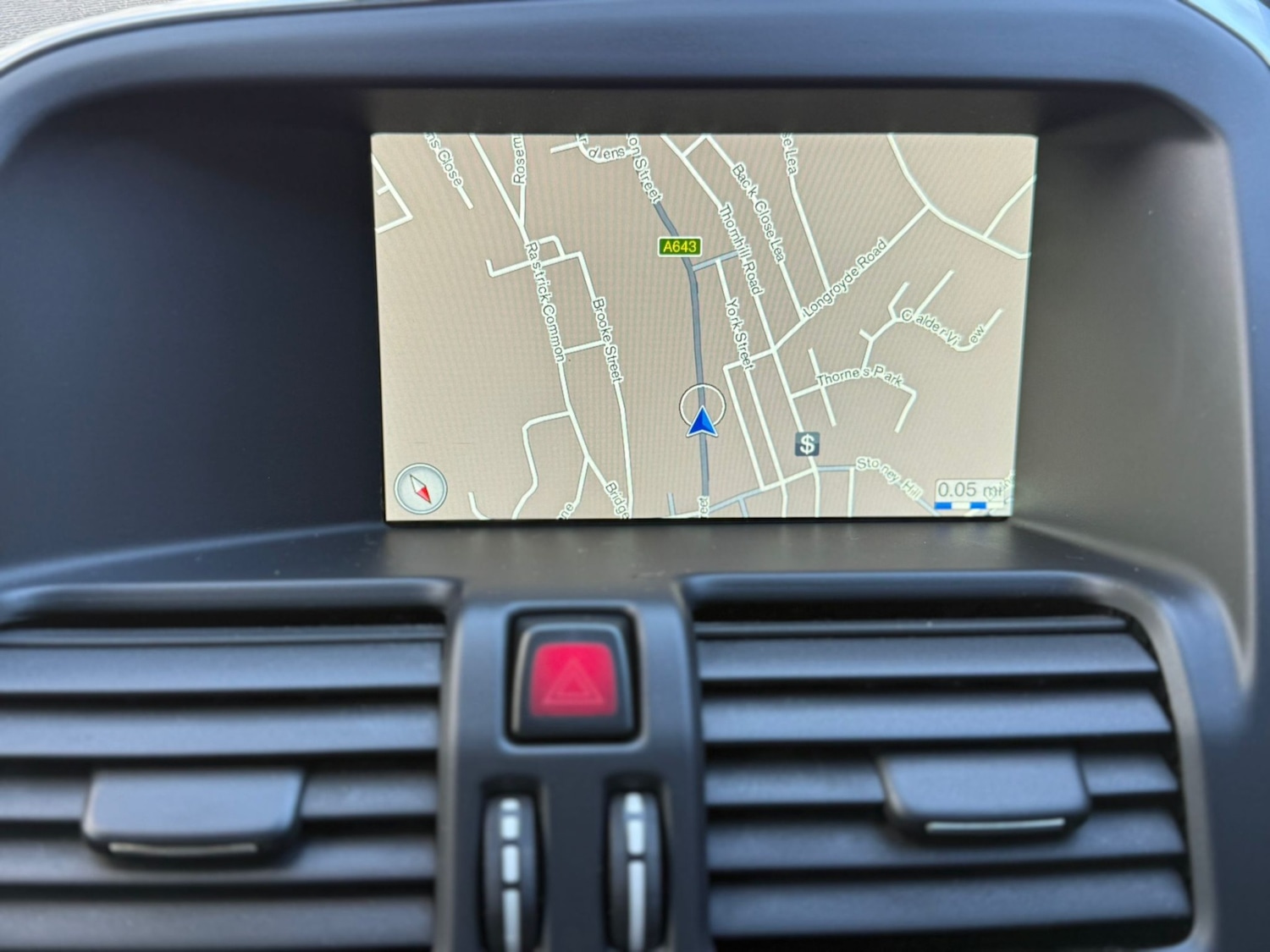 Used Volvo XC60 2015 for sale - 76568418: Photo 28