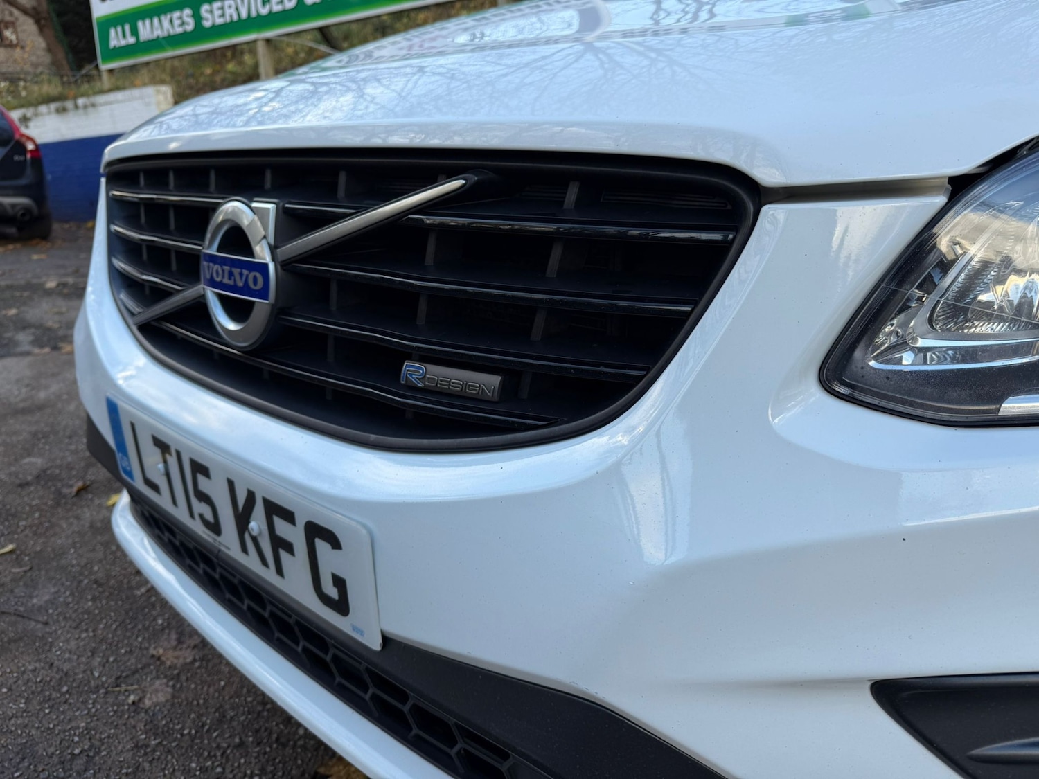 Used Volvo XC60 2015 for sale - 76568418: Photo 4