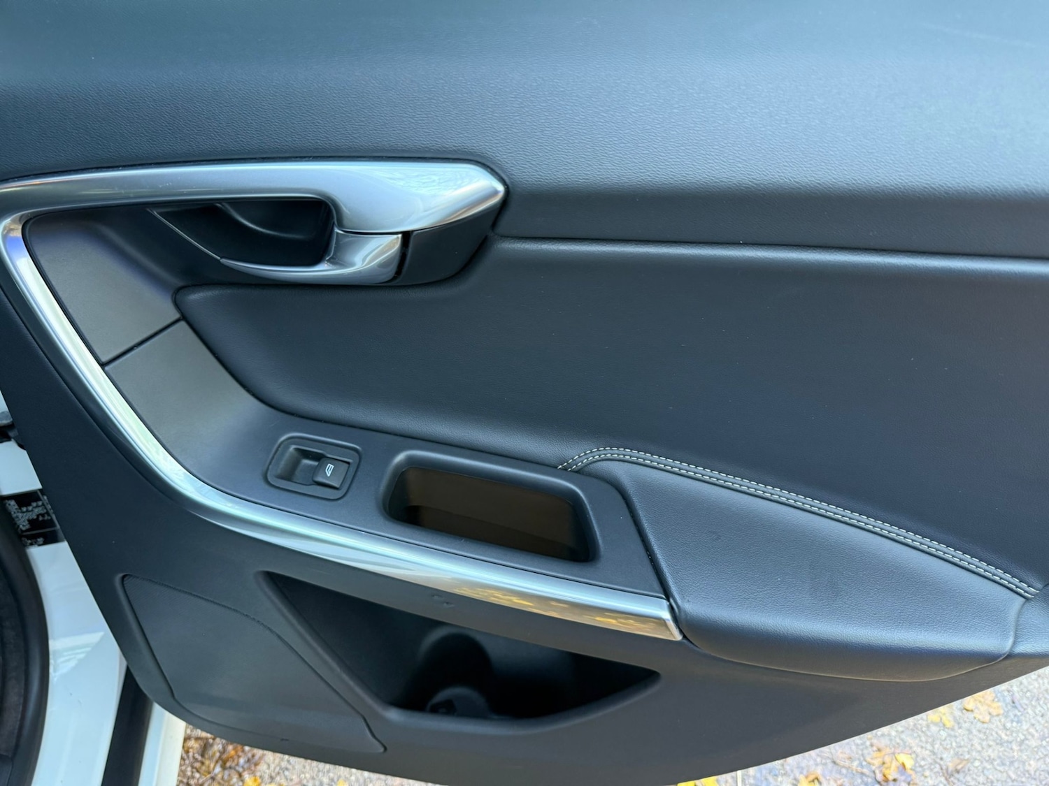 Used Volvo XC60 2015 for sale - 76568418: Photo 44