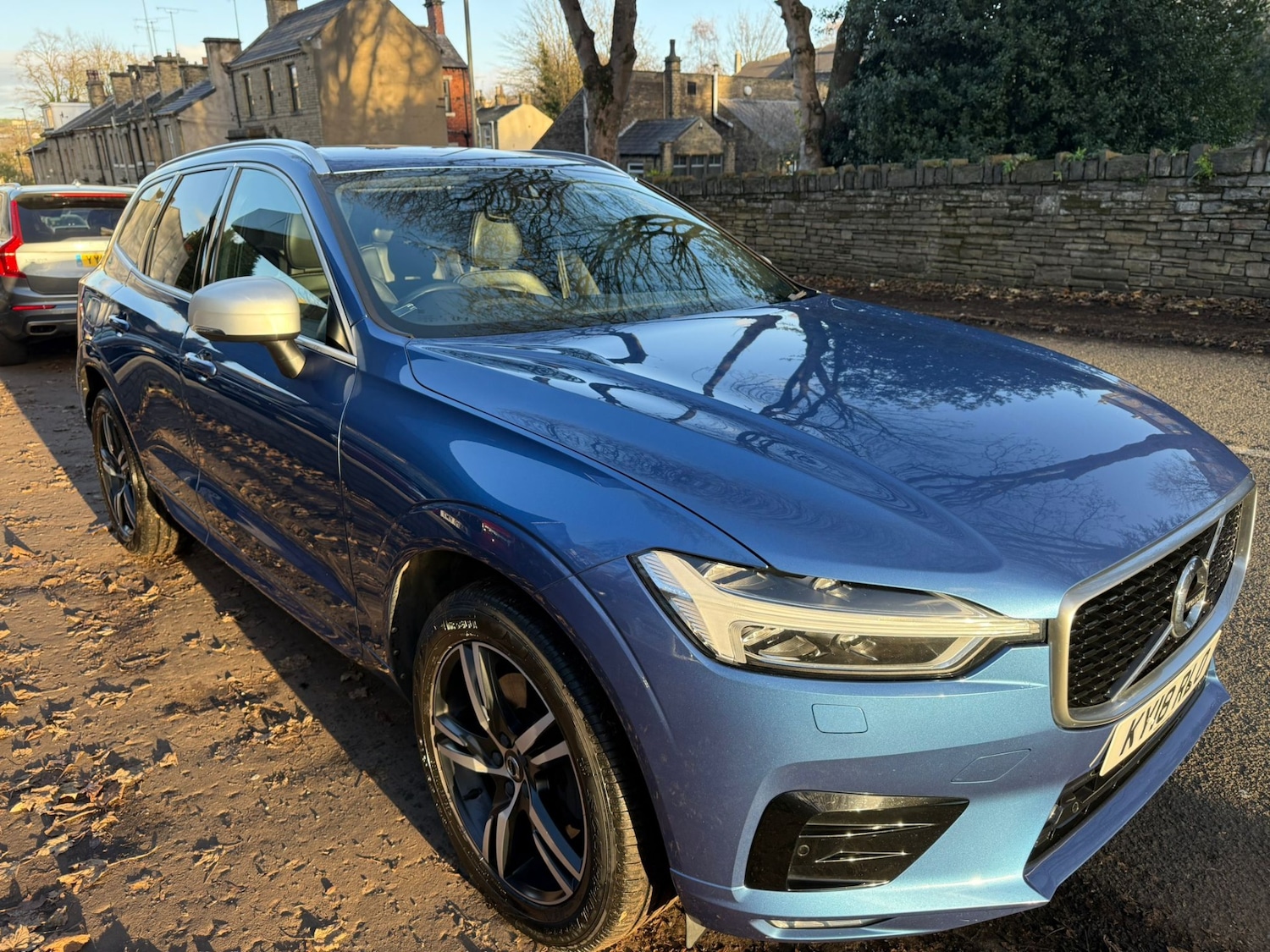 Used Volvo XC60 2018 for sale - 76600063: Photo 1