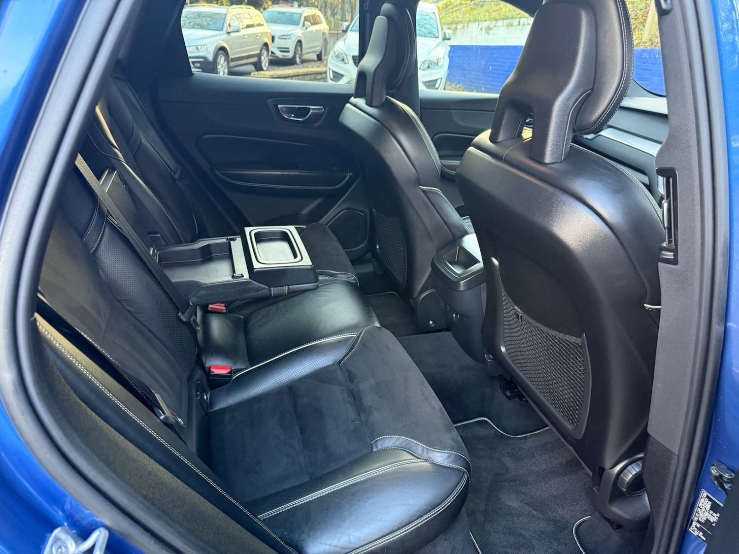 Used Volvo XC60 2018 for sale - 76600063: Photo 18