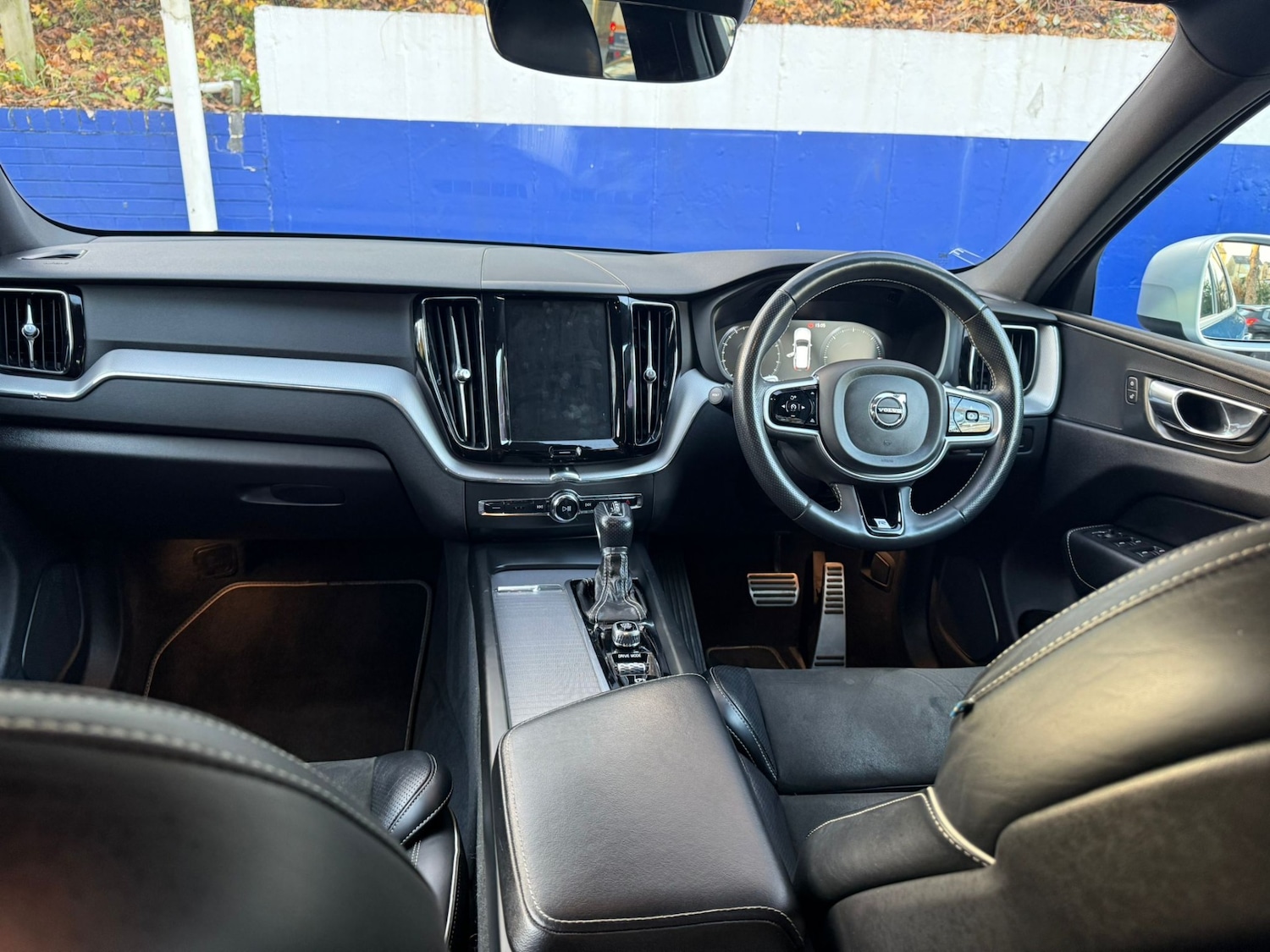 Used Volvo XC60 2018 for sale - 76600063: Photo 22