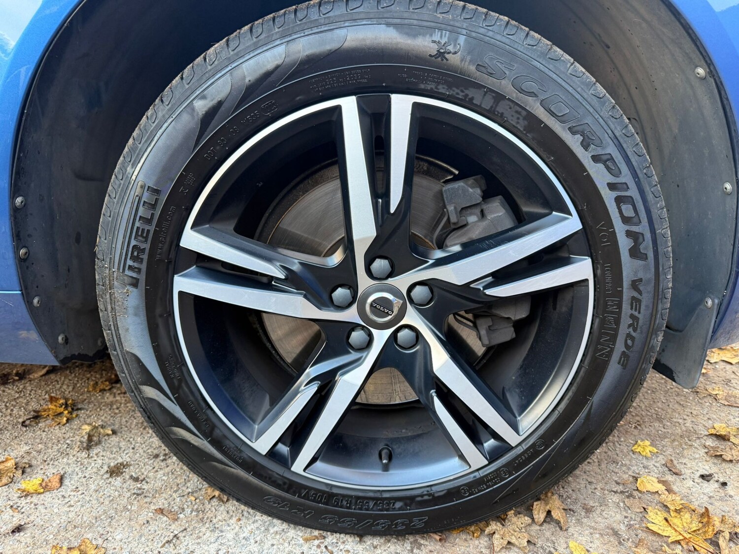 Used Volvo XC60 2018 for sale - 76600063: Photo 41