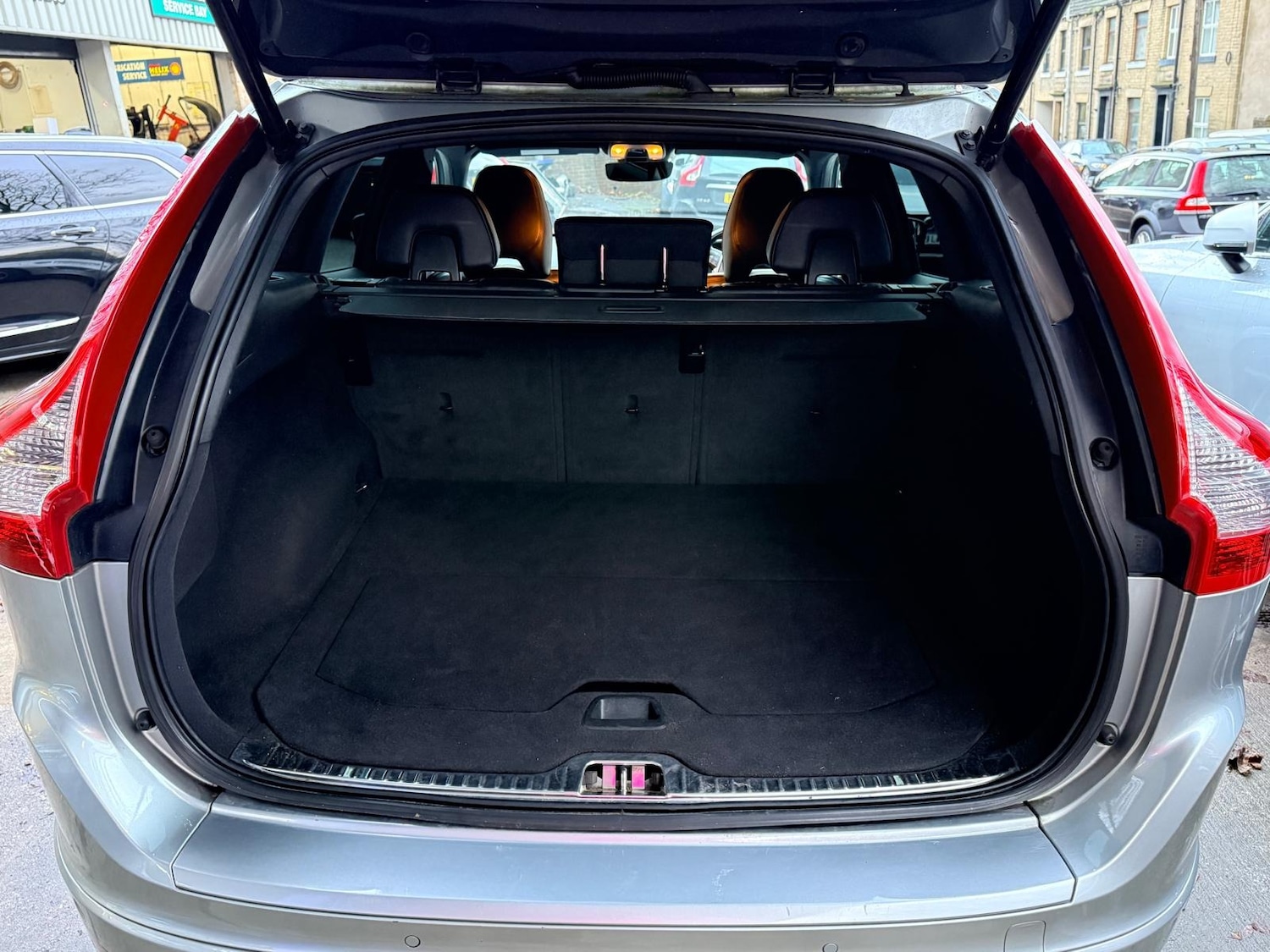 Used Volvo XC60 2016 for sale - 77159429: Photo 16