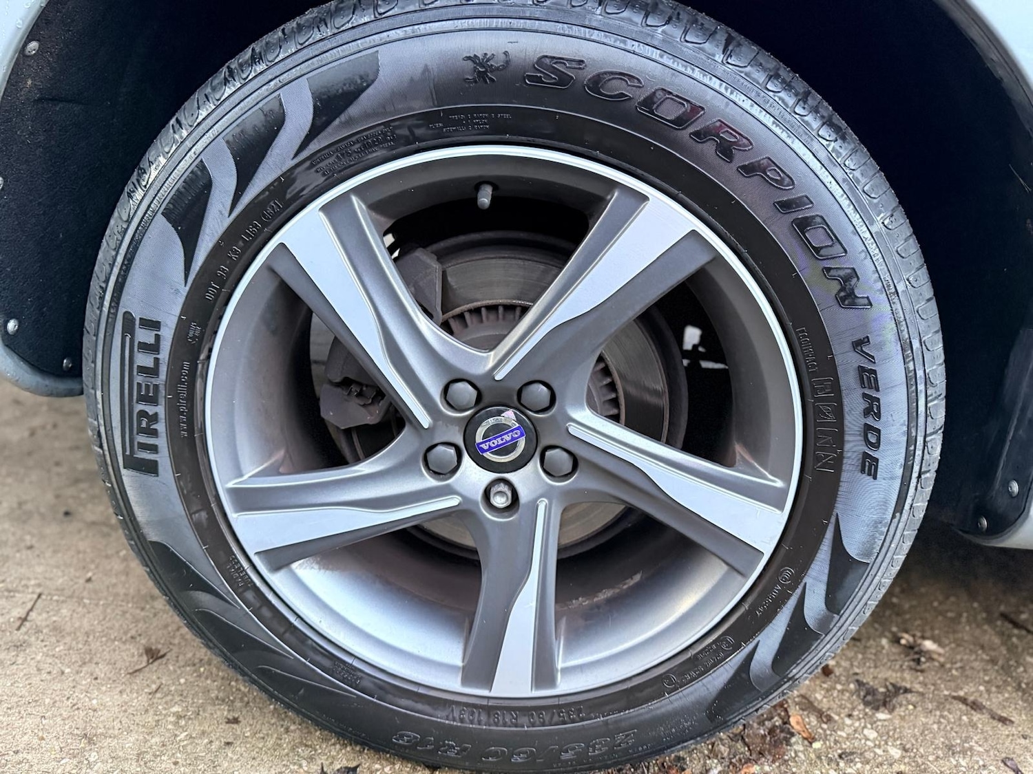 Used Volvo XC60 2016 for sale - 77159429: Photo 29