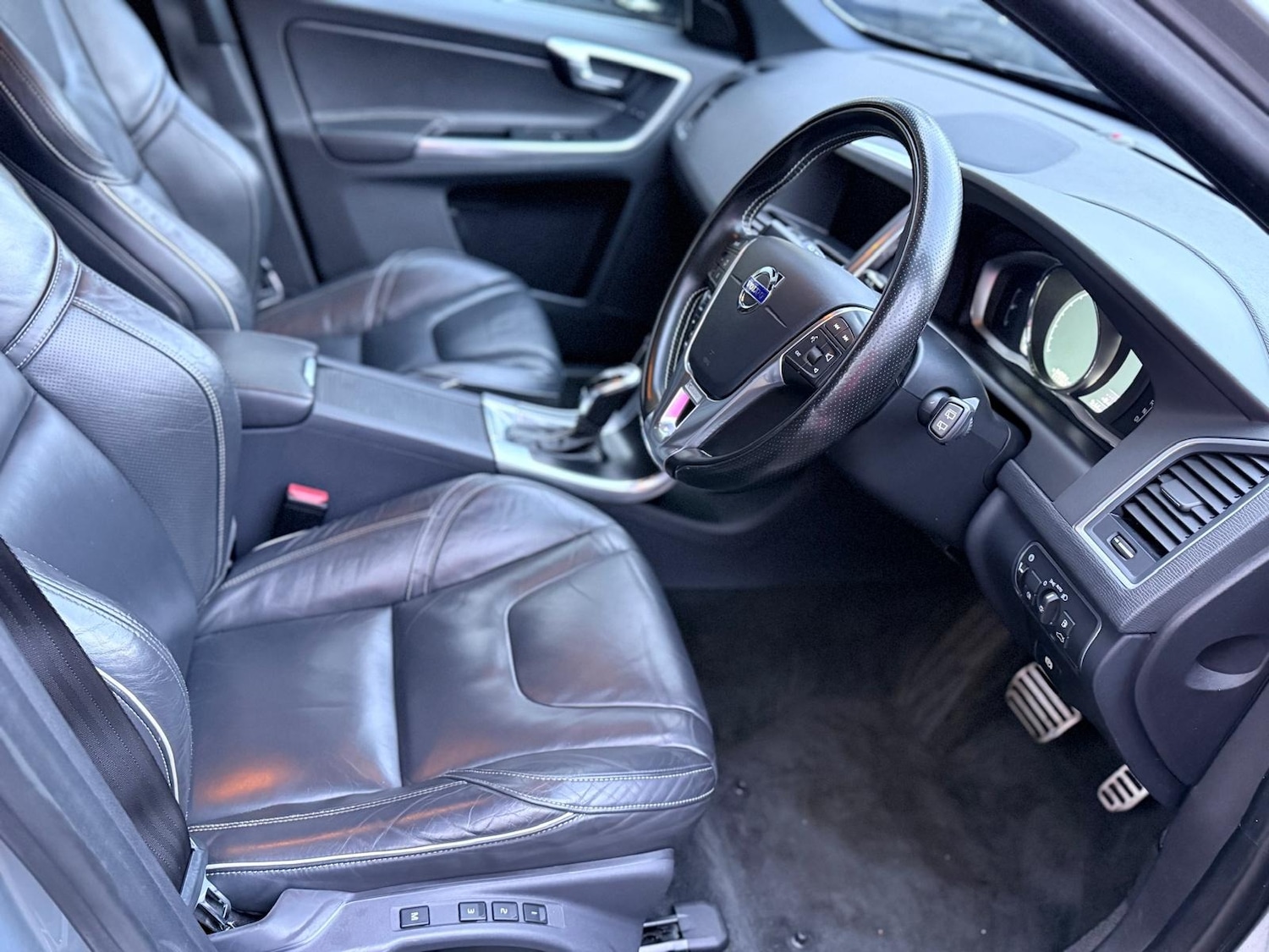 Used Volvo XC60 2016 for sale - 77159429: Photo 9