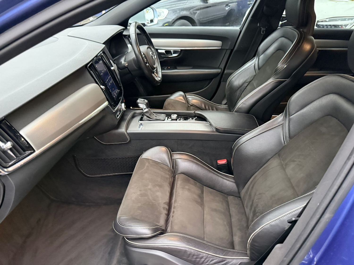 Used Volvo V90 2017 for sale - 77373159: Photo 14