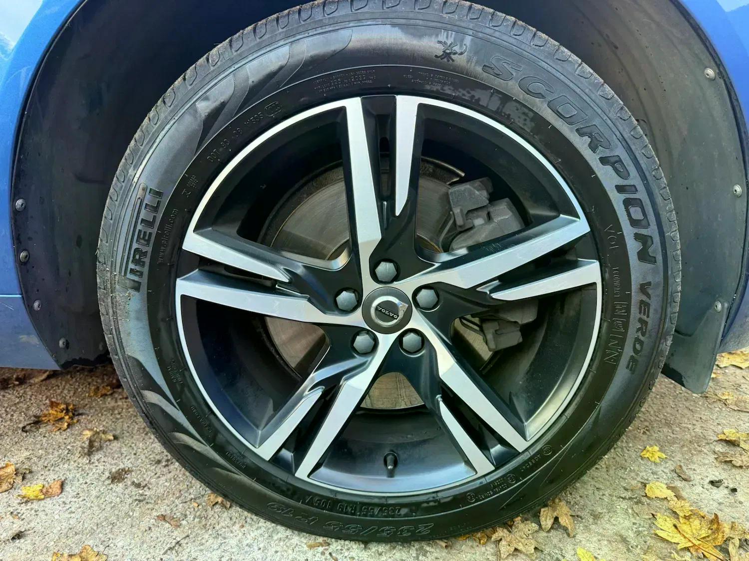 Used Volvo XC60 2018 for sale - 77179544: Photo 41